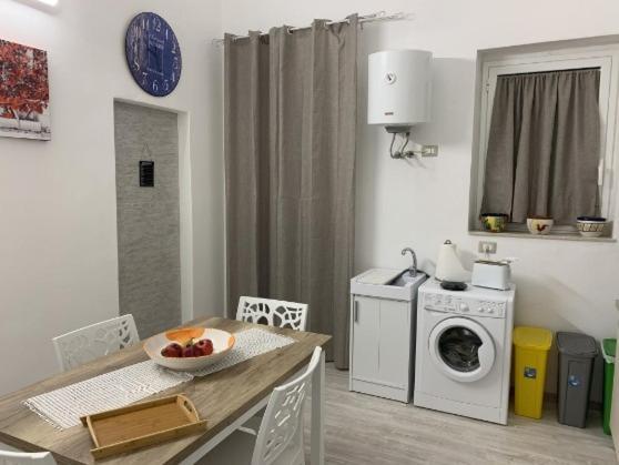Moma'S House Apartment Сиракуза Екстериор снимка